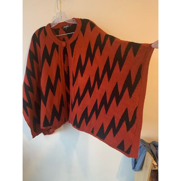 Hopi Wen Saks Zig Zag Stripes Red And Black Knit Shawl Size Medium Women’s - Picture 1 of 5